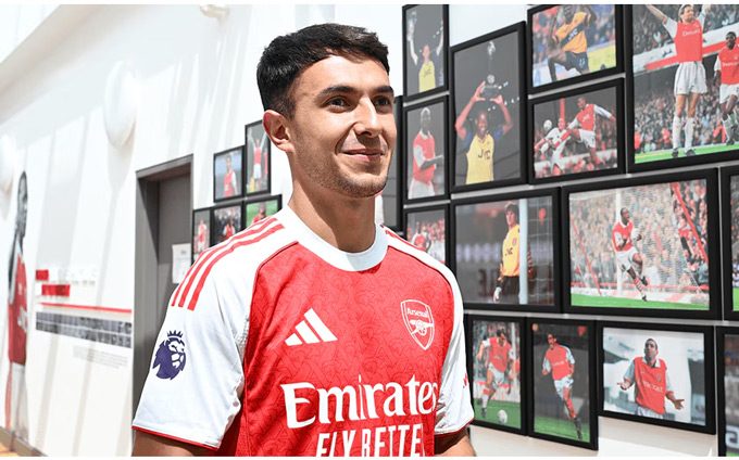 Zubimendi ngay lập tức mang đến sự tự tin, điều rất quan trọng đối với một Arsenal hay bị mắc kẹt trong thế trận phòng ngự phản công